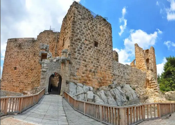 مناطق سياحية في الأردن عجلون - قلعة عجلون الأثرية